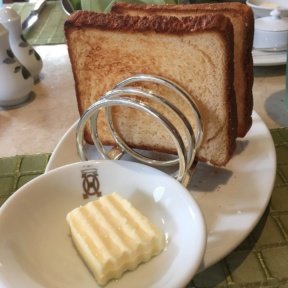 Gluten-free bread from The Verandah at The Mandarin Oriental